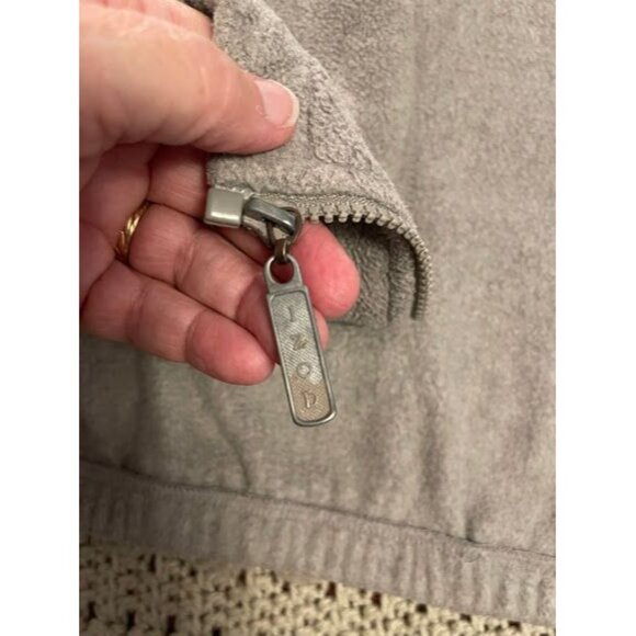 Izod Mens Gray Fleece Vest Zip-Up Sleeveless Jacket L Size - Picture 6 of 16